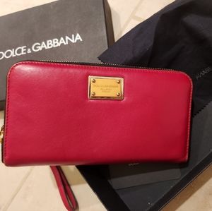 Dolce&gabbana zip around wallet